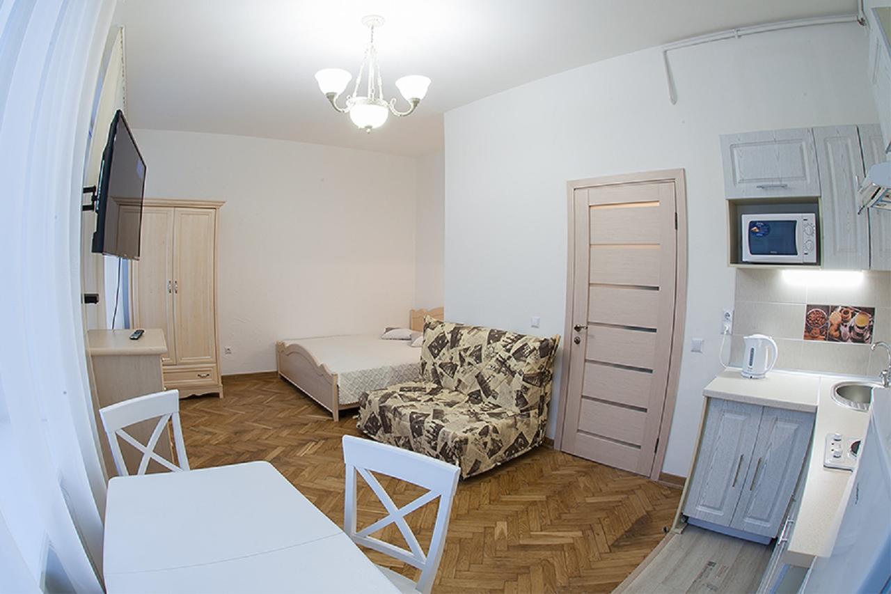 Doroshanka Central Lviv: Opera House Proximity with Private Parking Exterior photo